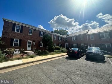 205 E GLEBE, Unit D, ALEXANDRIA, VA 22305