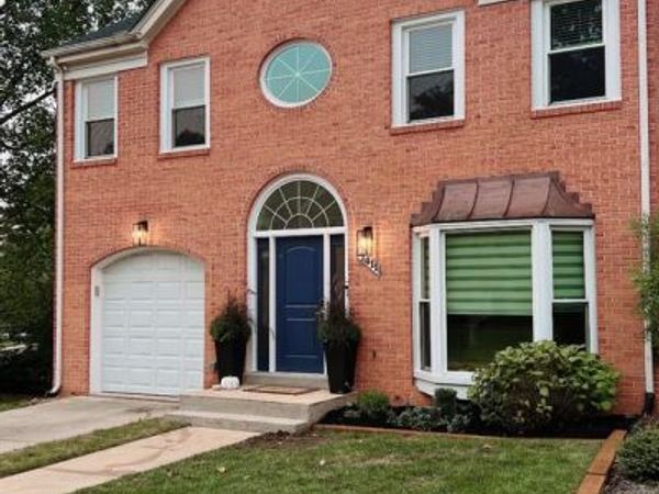 7411 CRESTBERRY LANE, BETHESDA, MD 20817