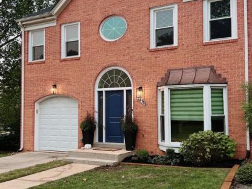7411 Crestberry Lane, Bethesda, MD 20817 Main Photo