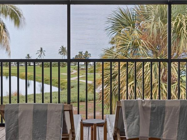 9076 Mockingbird DR, SANIBEL, FL 33957