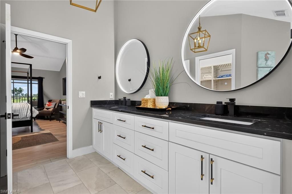 9076 Mockingbird Dr, Sanibel, FL 33957 Photo
