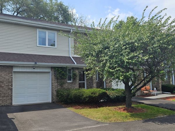 10956 S 76th Avenue , Palos Hills, IL 60465