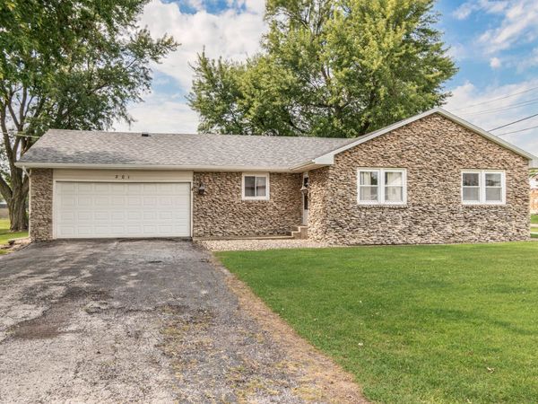 201 W Elk Street , Odell, IL 60460