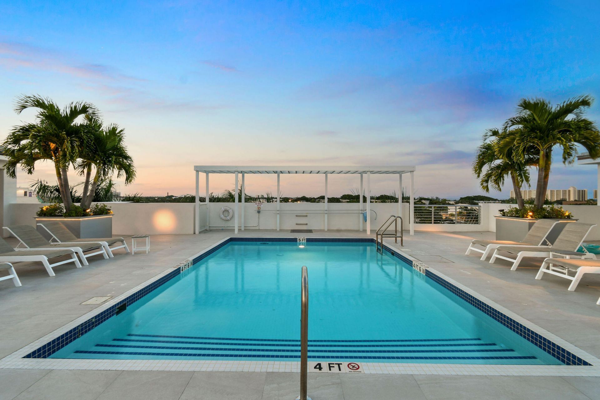1 S Coastal Way, Unit 202, Jupiter, FL 33477 Photo