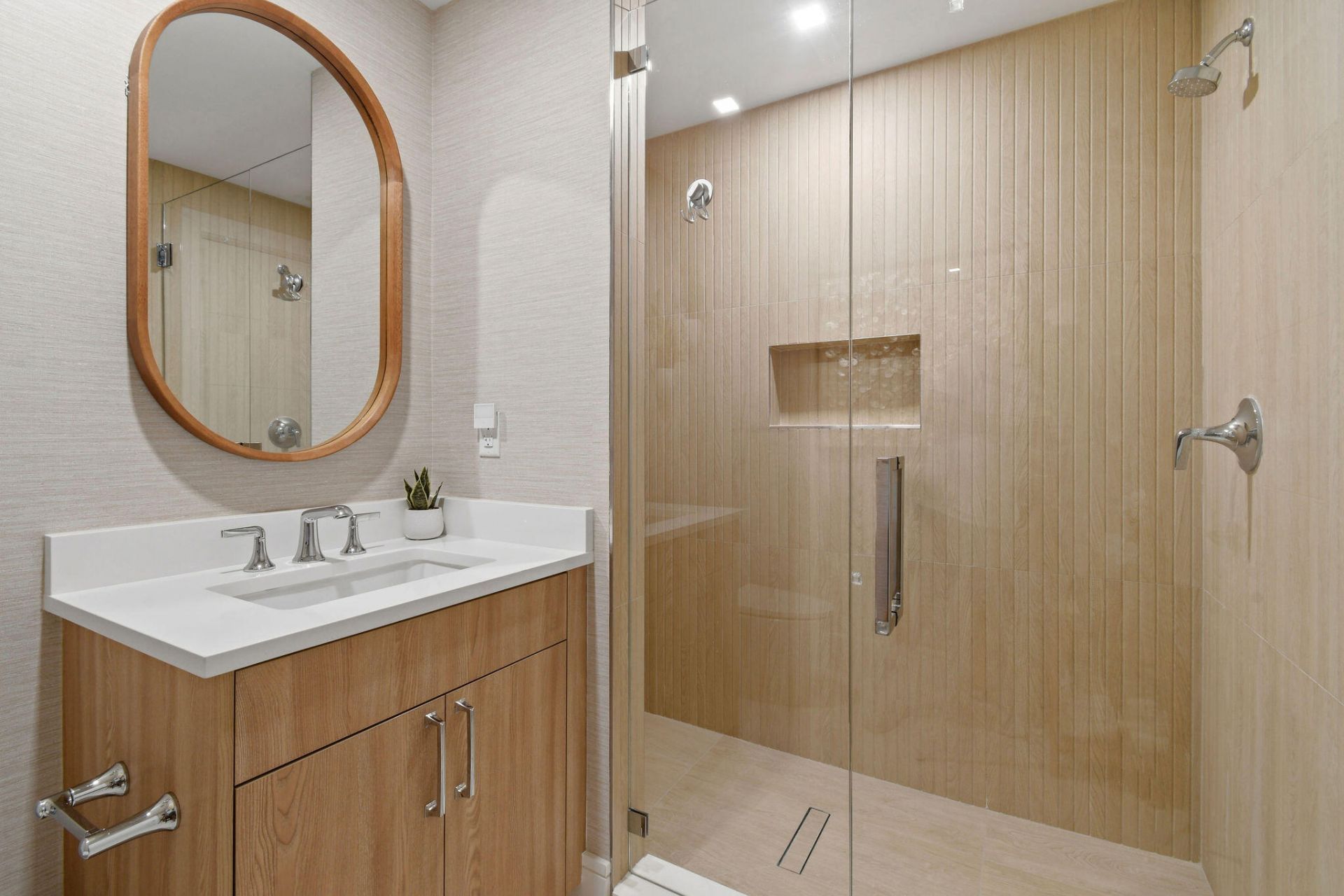 1 S Coastal Way, Unit 202, Jupiter, FL 33477 Photo