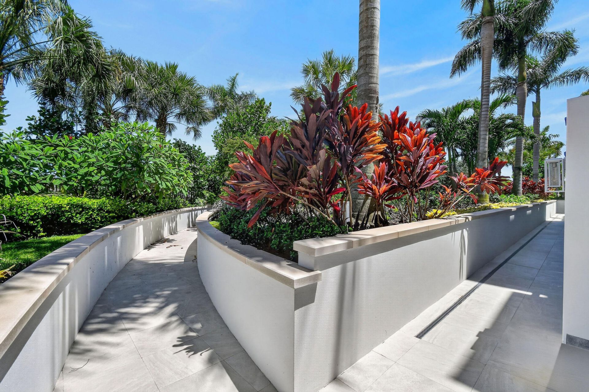 1 S Coastal Way, Unit 202, Jupiter, FL 33477 Photo