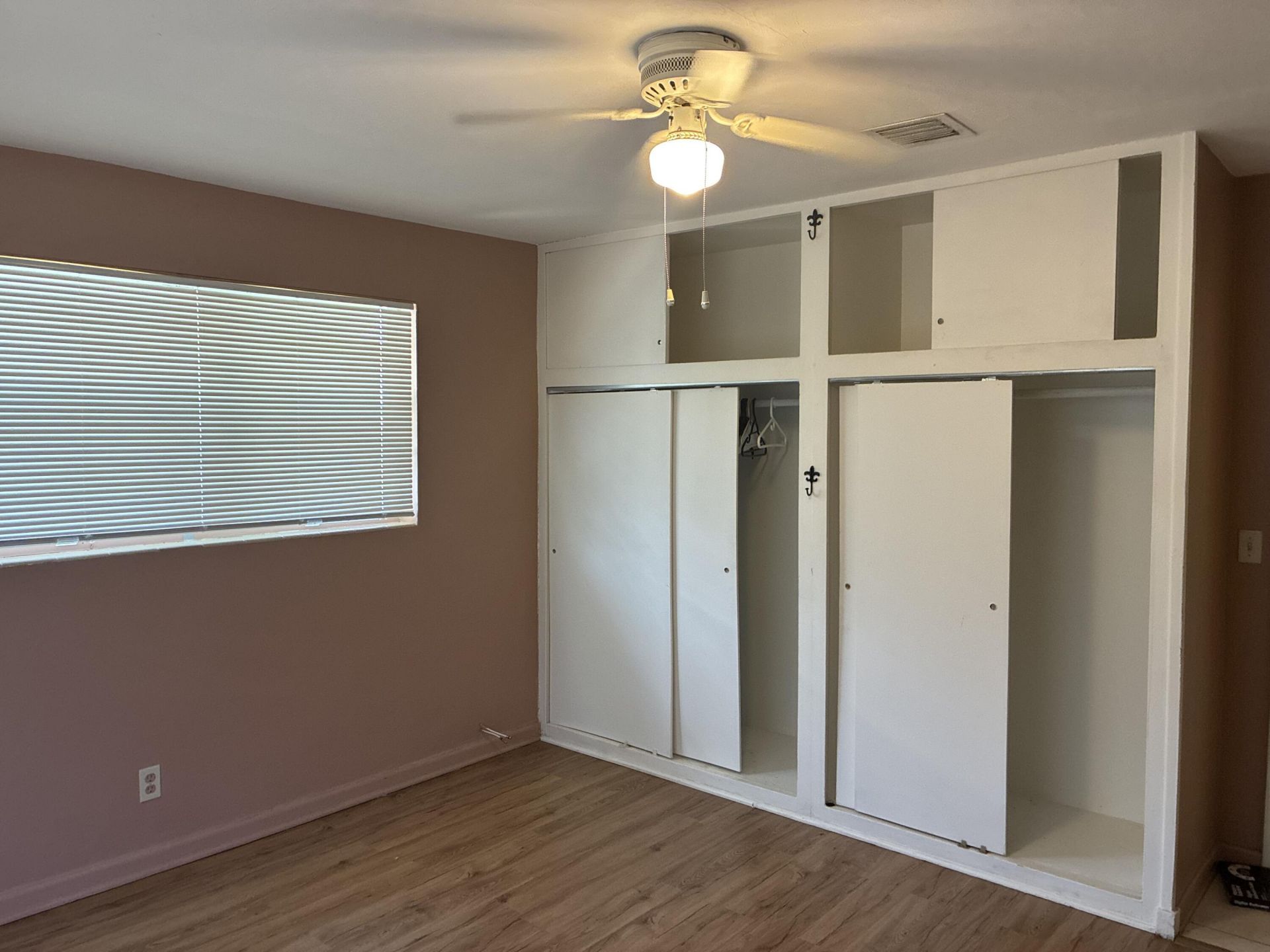 517 Silver Beach Road, Lake Park, FL 33403 Photo