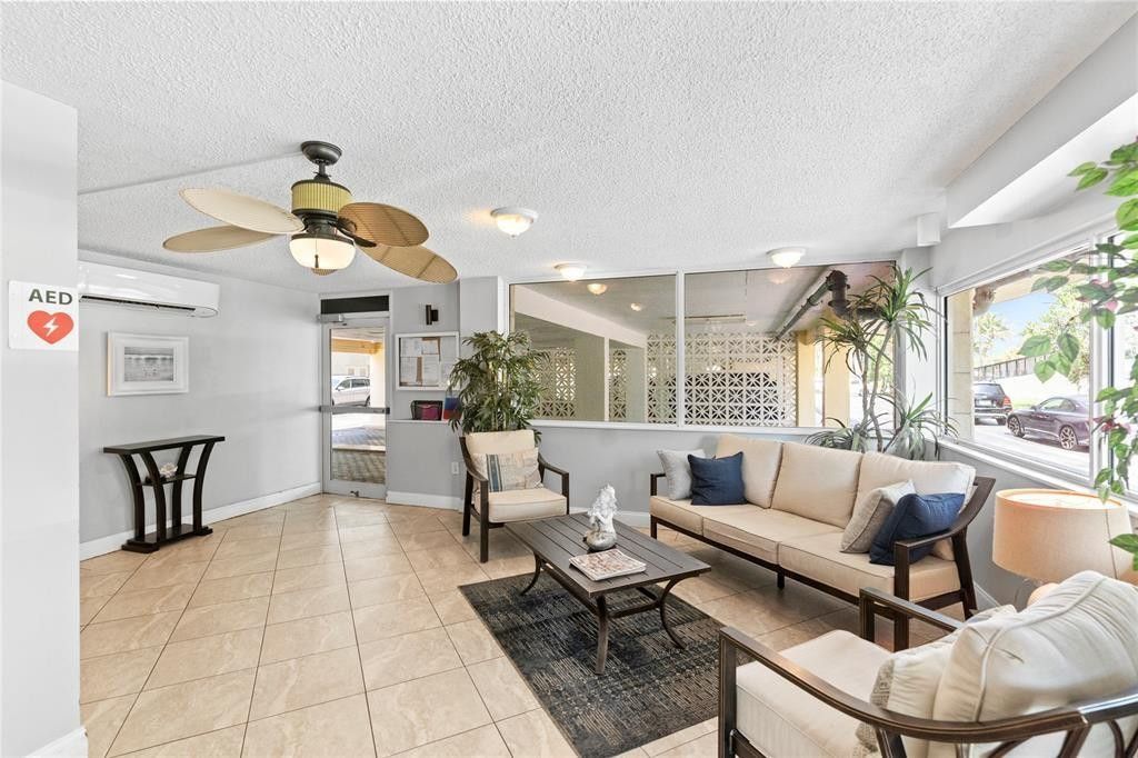 1161 Hillsboro Mile, Unit 306, Hillsboro Beach, FL 33062 Photo