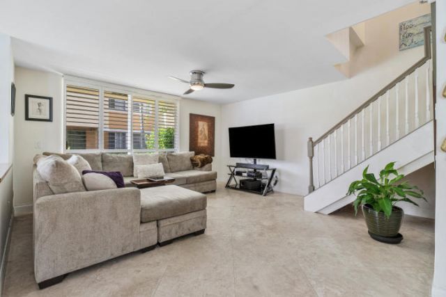 123 Yacht Club Way, Hypoluxo, FL 33462 Photo