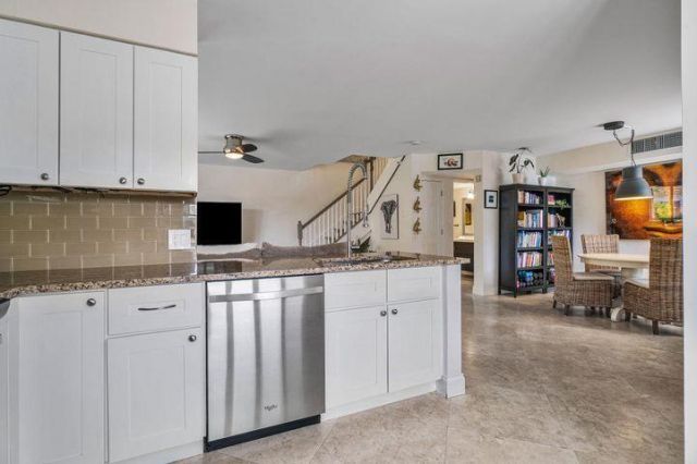 123 Yacht Club Way, Hypoluxo, FL 33462 Photo