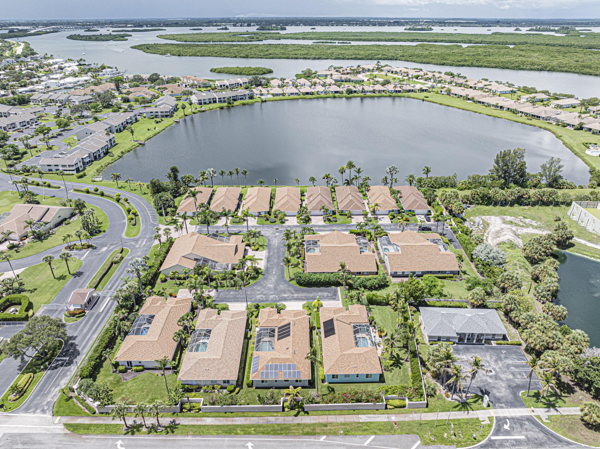 3258 Lakeshore Drive, Fort Pierce, FL 34949 Photo