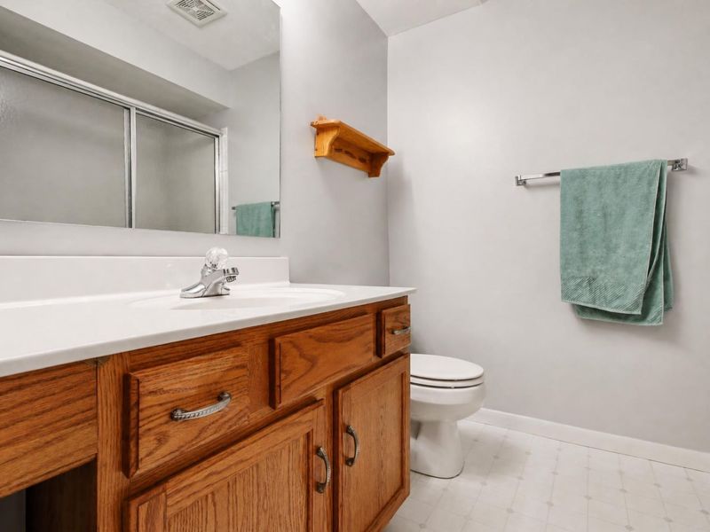 1550 Taramore Drive, Unit 102, Florence, KY 41042 Photo 14