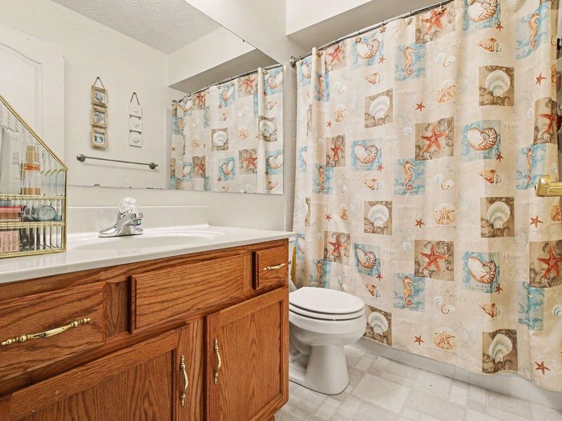 1550 Taramore Drive, Unit 102, Florence, KY 41042 Photo 15