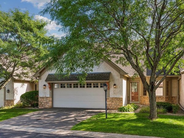 8459 Rosewood Drive, Chanhassen, MN 55317