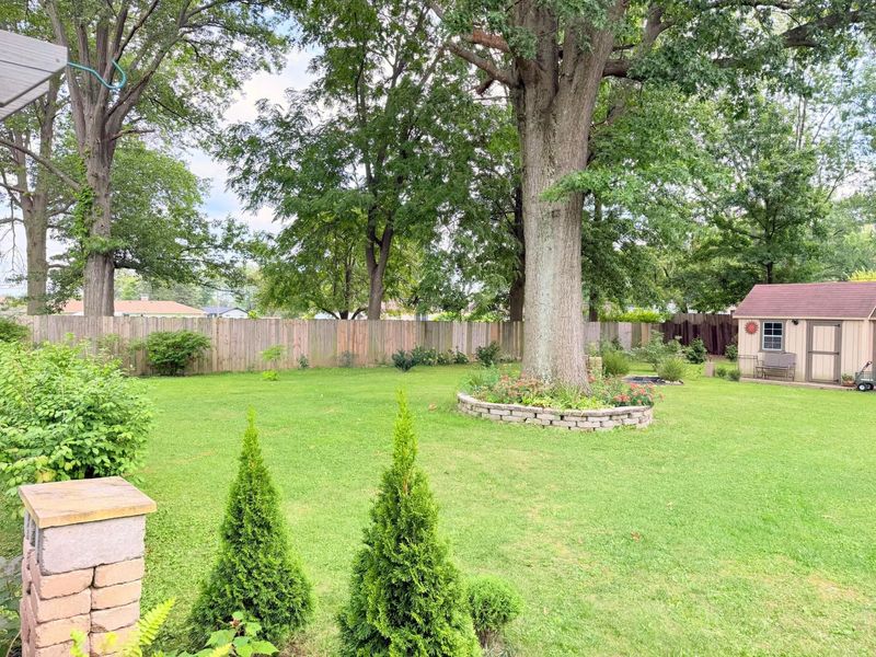 3715 Montclair Drive, Columbus, OH 43219 Photo 25