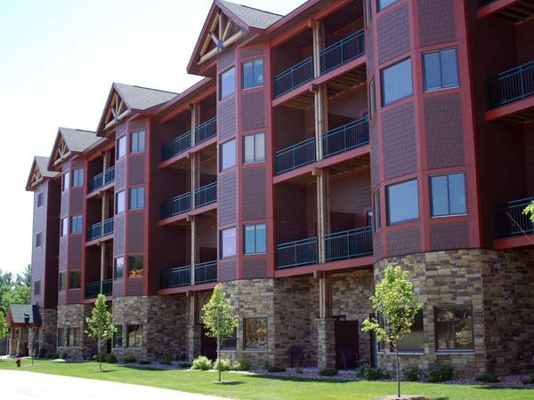 45 Hillman Road, Unit 4121M, Baraboo, WI 53940