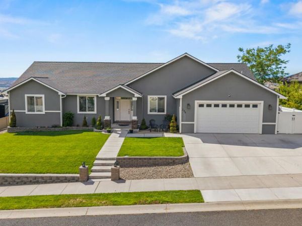 236 Skyridge Drive, Klamath Falls, OR 97603