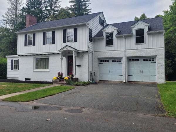 80 Underclyffe Road, St. Johnsbury, VT 05819