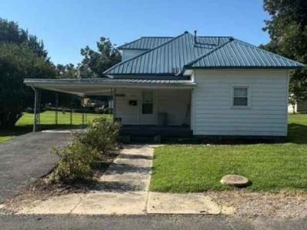 317 Fannetta Street , Dexter, MO 63841