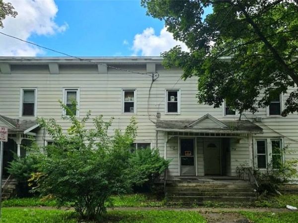 250-252 W W Hudson Street , Elmira, NY 14904