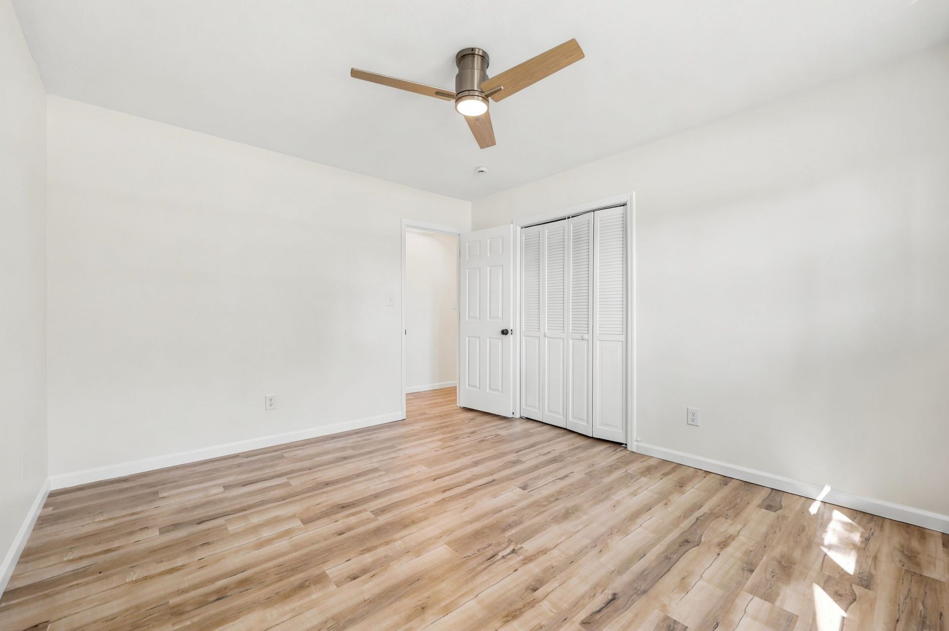 1114 Chicora Blvd. Photo 18