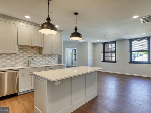 210 E BOSCAWEN STREET, Unit 201, WINCHESTER, VA 22601