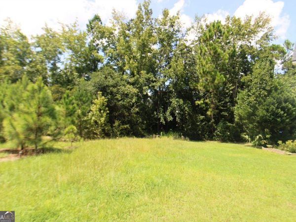 202 Drayton Circle, Brunswick, GA 31525