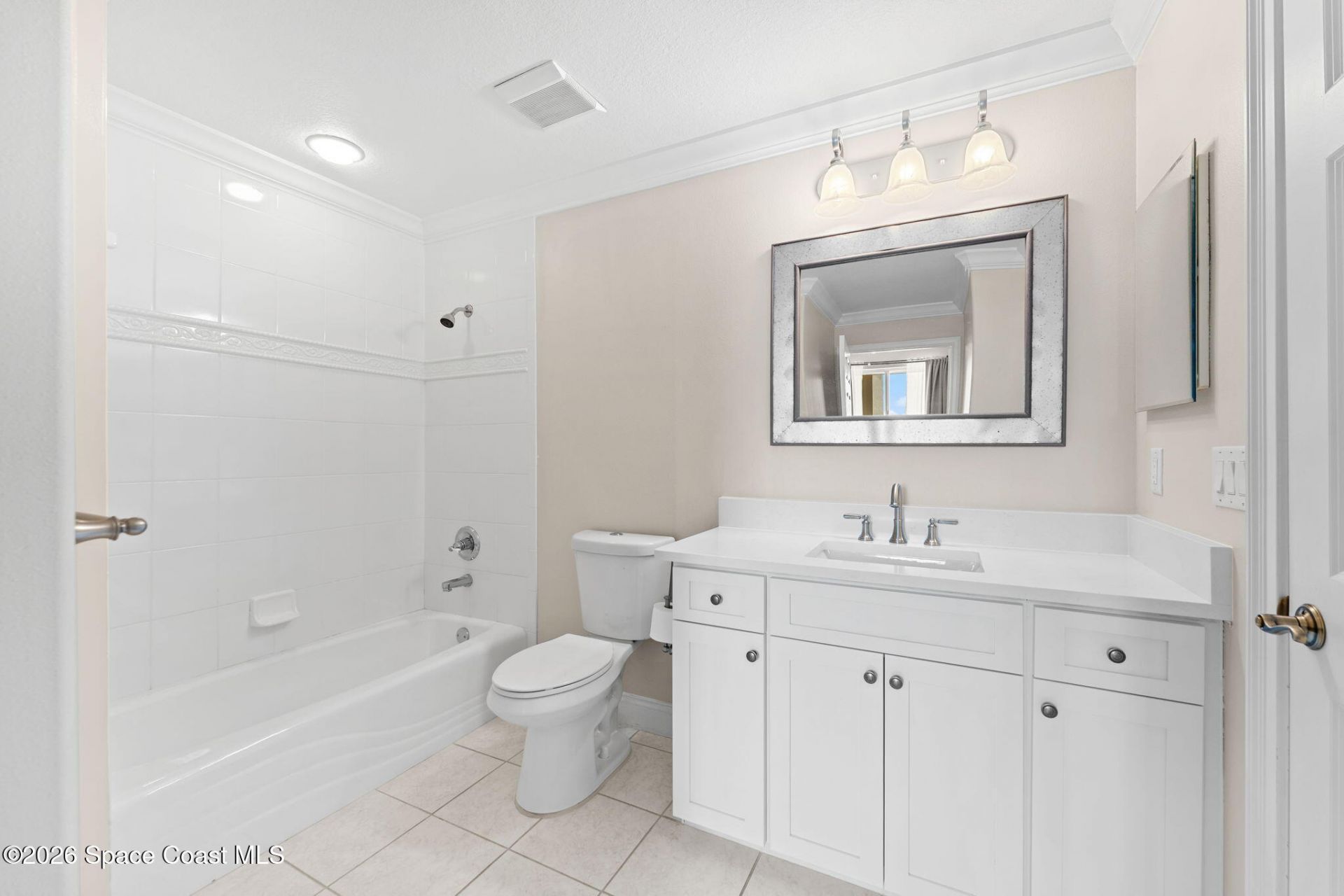 4007 N Harbor City Boulevard , Unit 402, Melbourne, FL 32935 Photo