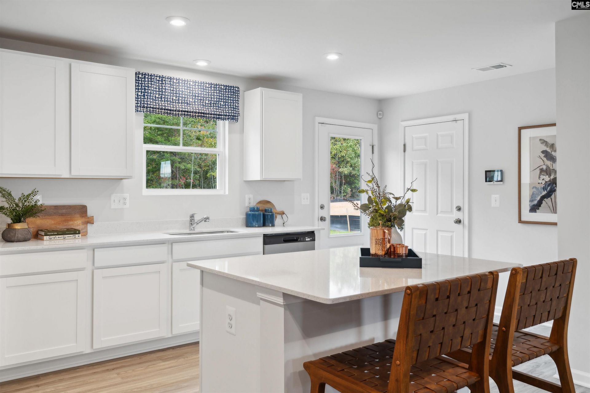 201 Kingfield Drive Photo 12