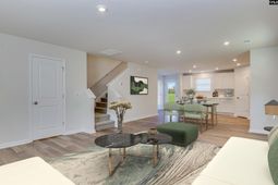 201 Kingfield Drive photo 4