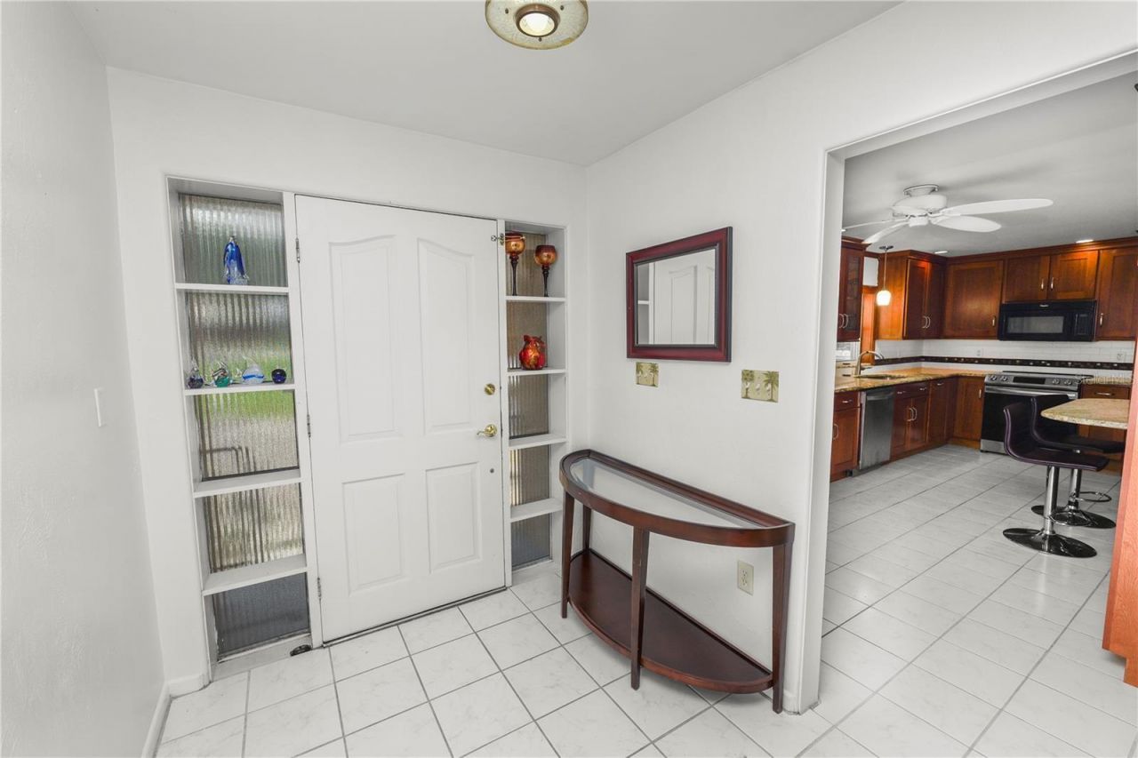 228 W Lake Ina Drive, Winter Haven, FL 33884 Photo