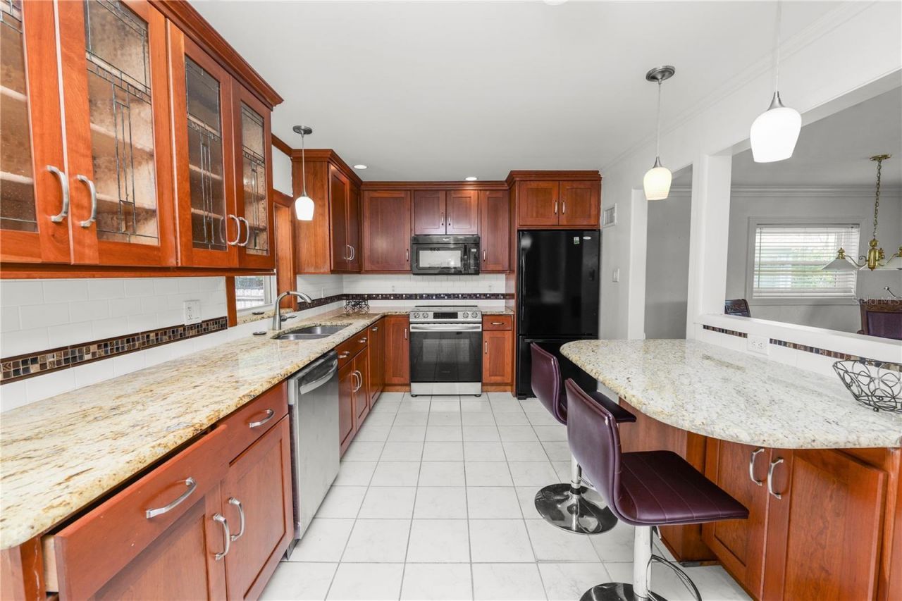 228 W Lake Ina Drive, Winter Haven, FL 33884 Photo