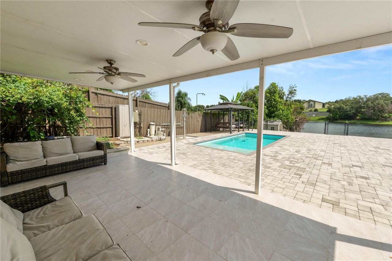 228 W Lake Ina Drive, Winter Haven, FL 33884 Photo