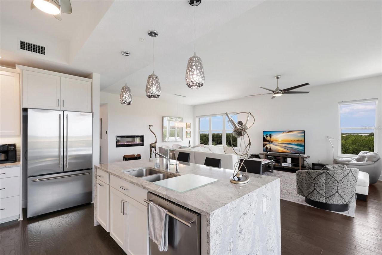 10530 Boardwalk Loop, Unit 601, Bradenton, FL 34202 Photo