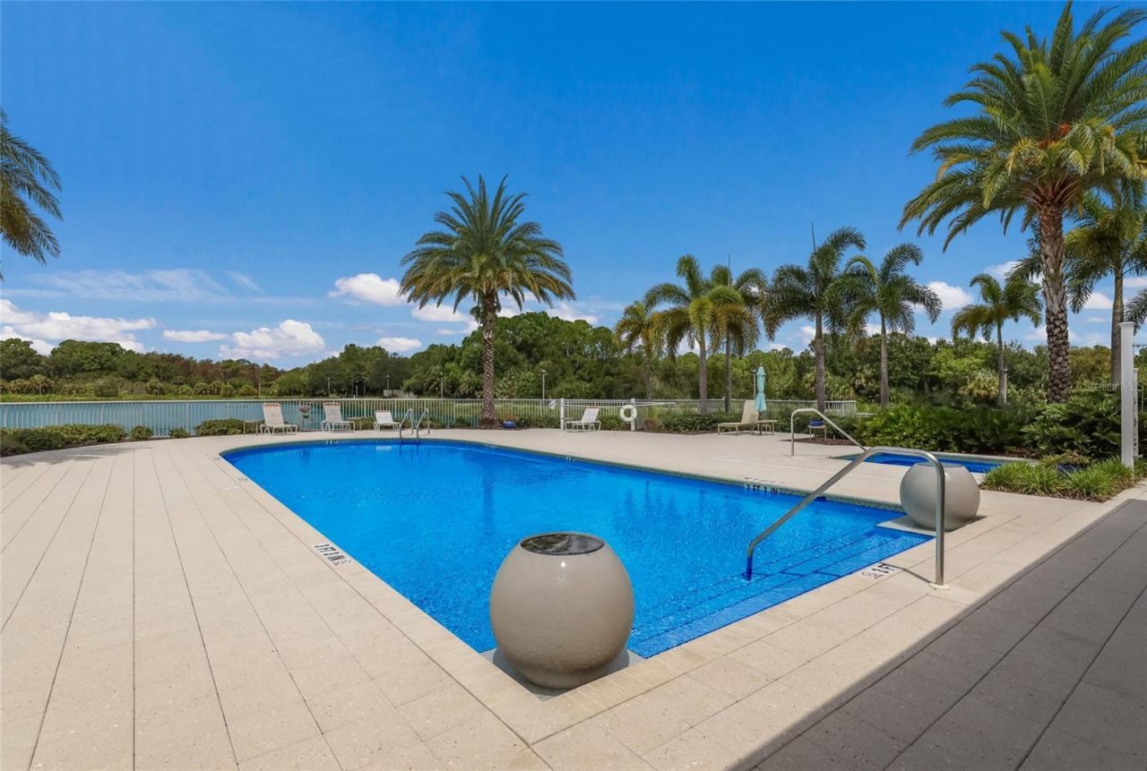 10530 Boardwalk Loop, Unit 601, Bradenton, FL 34202 Photo