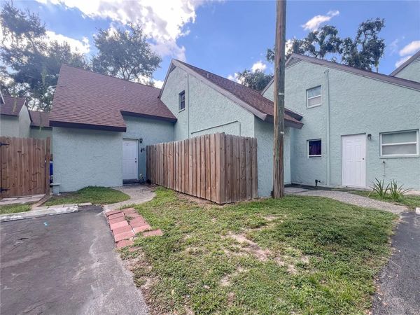 12414 N 58TH STREET , Unit 63, TAMPA, FL 33617