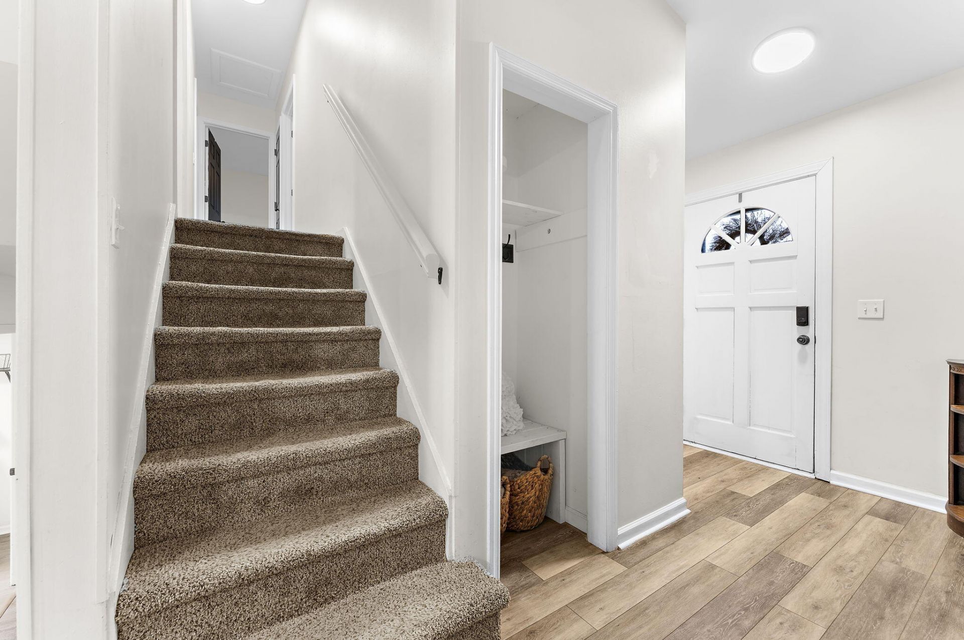 101 Ewell Court Photo 20
