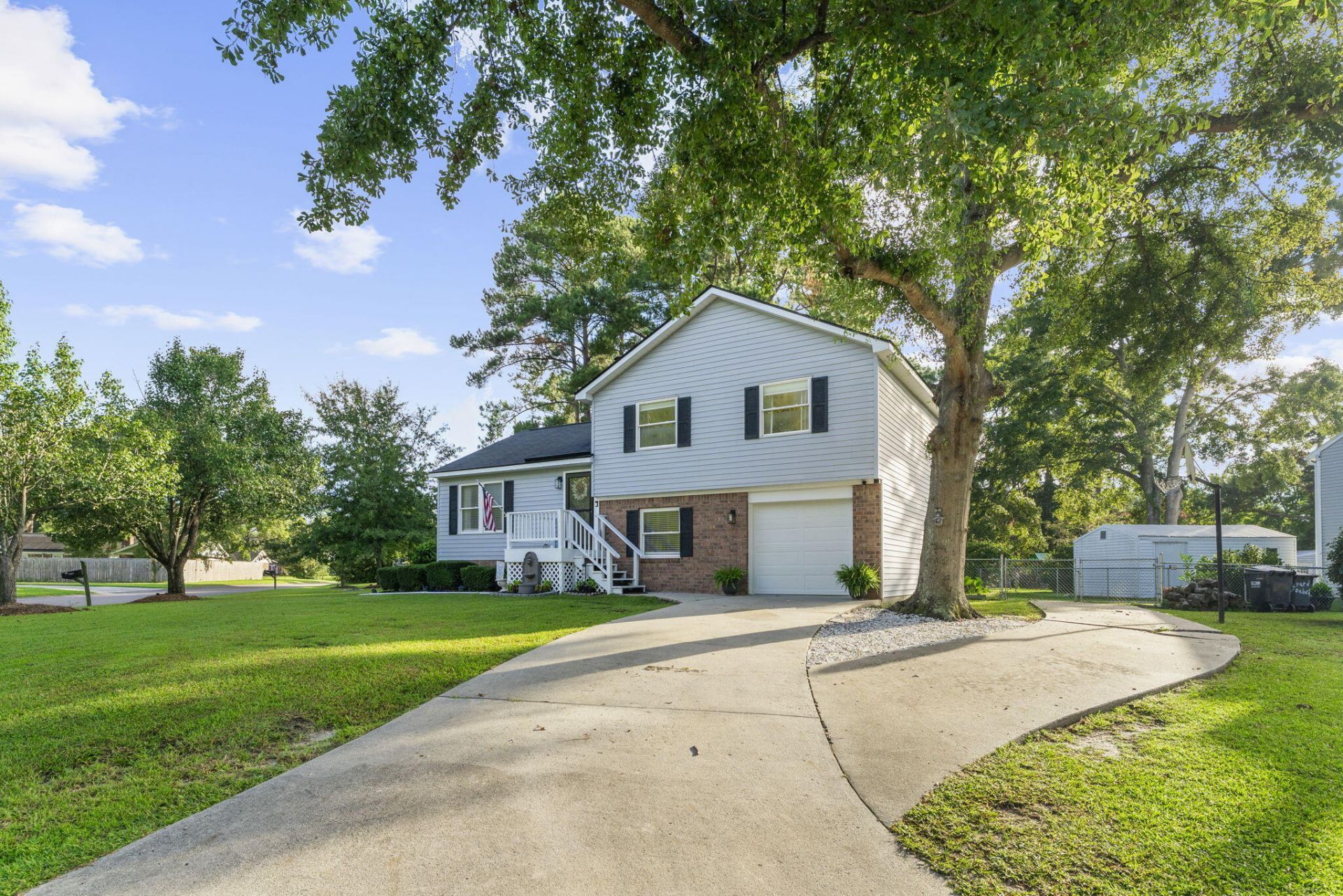 101 Ewell Court Photo 40