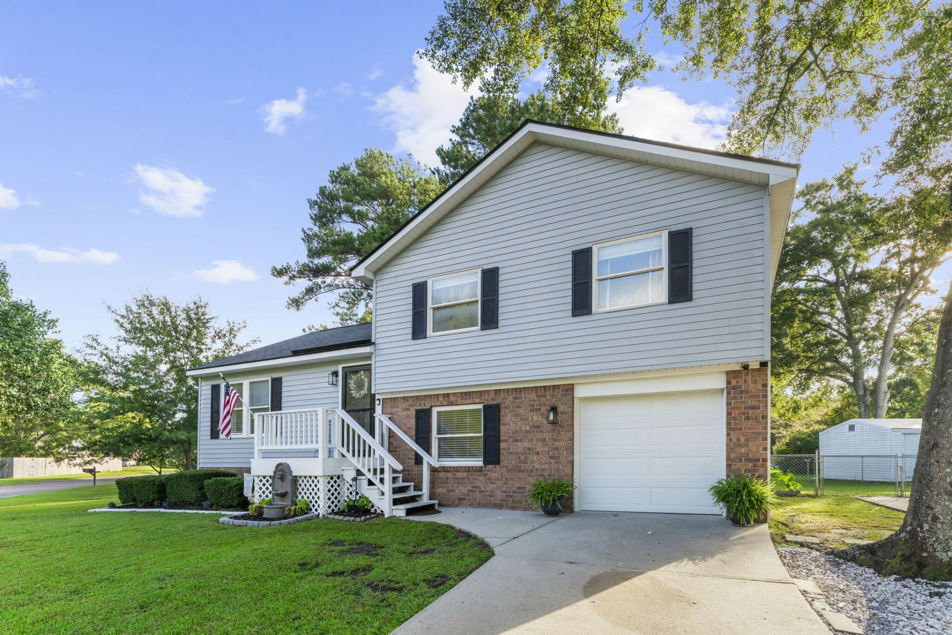101 Ewell Court Photo 40