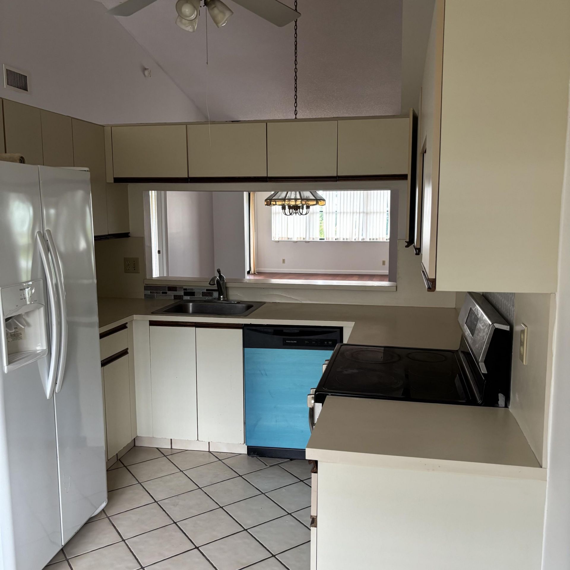 7641 Tahiti Lane, Unit 205, Lake Worth, FL 33467 Photo