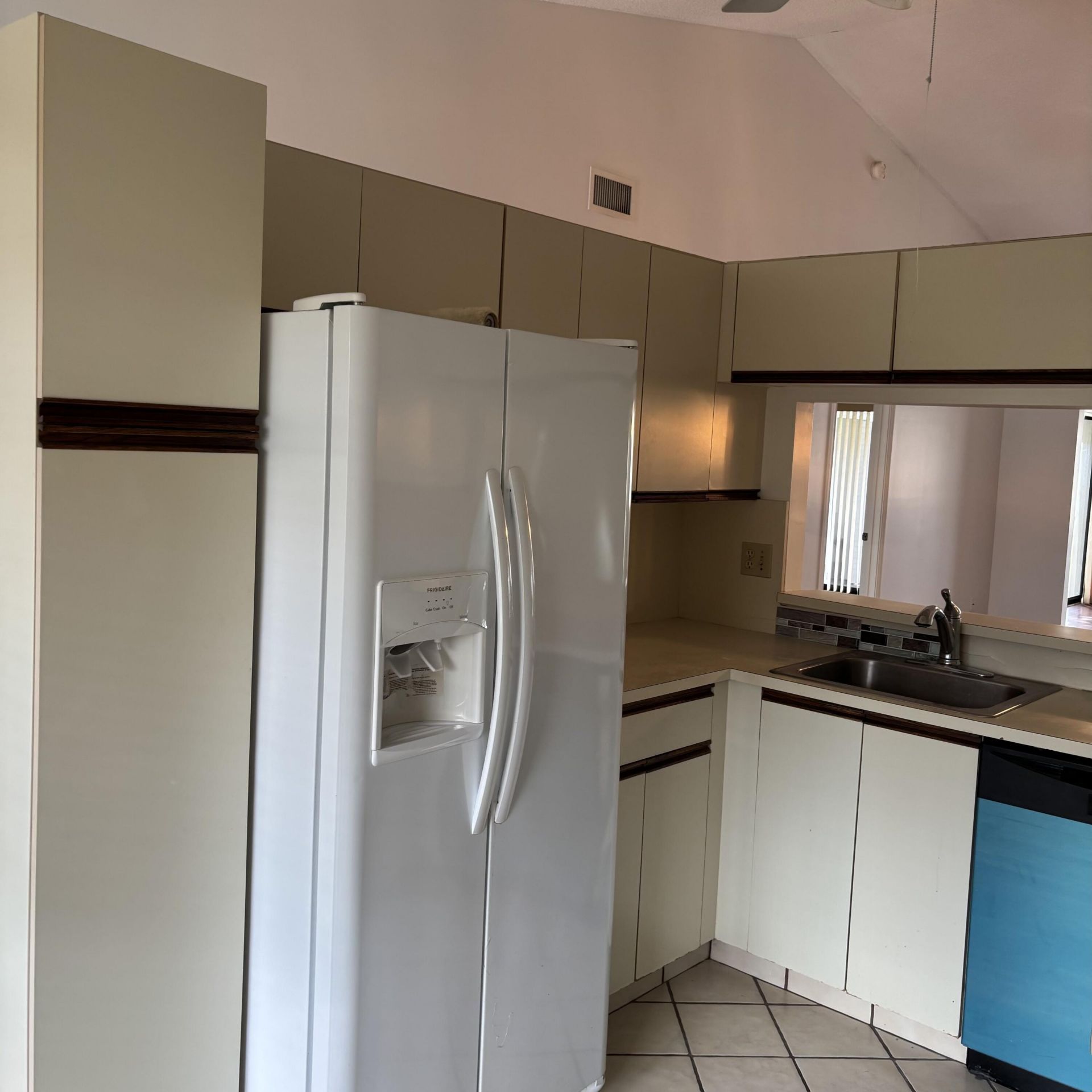 7641 Tahiti Lane, Unit 205, Lake Worth, FL 33467 Photo