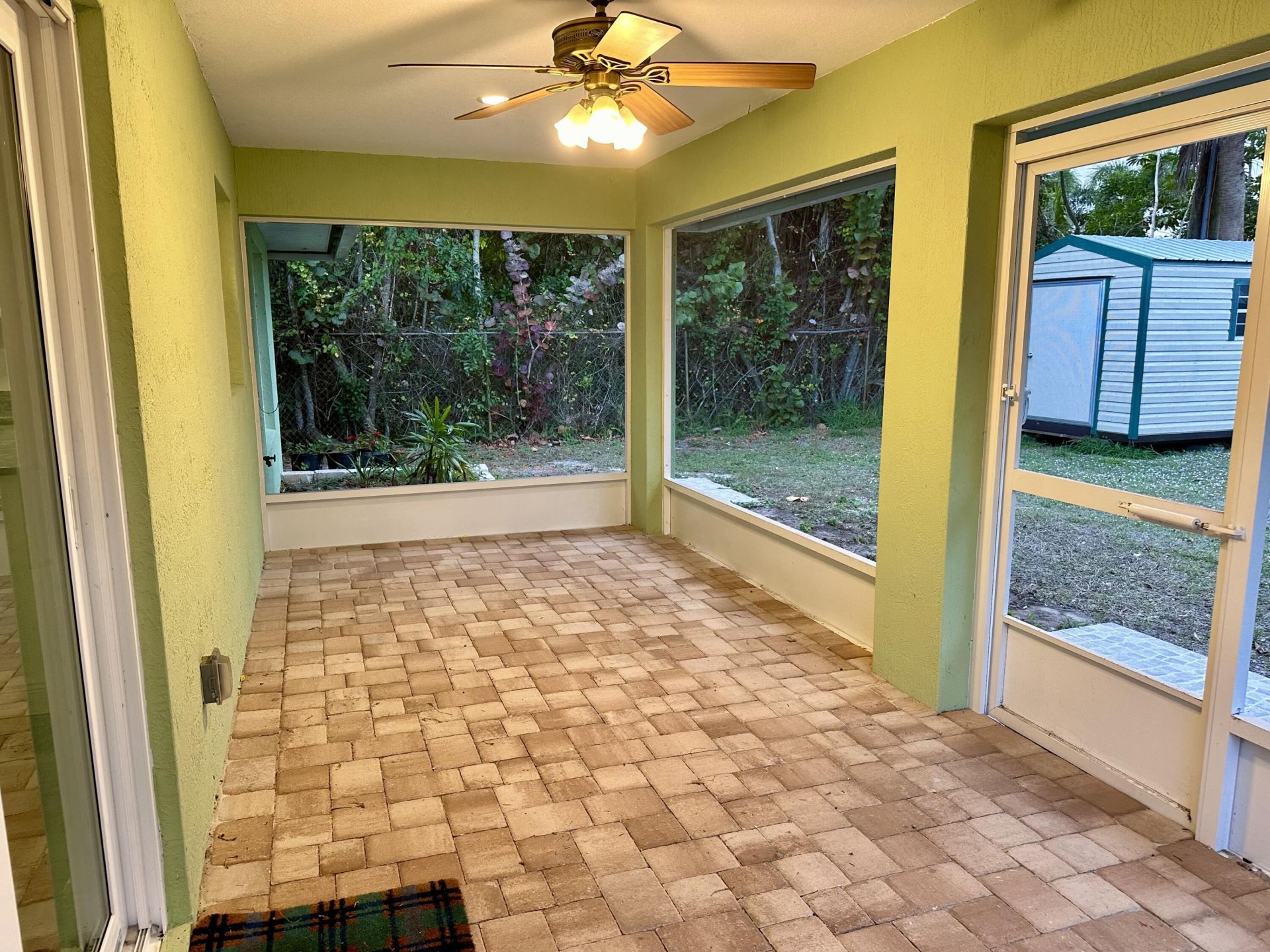 827 SE 6th Street, Stuart, FL 34994 Photo