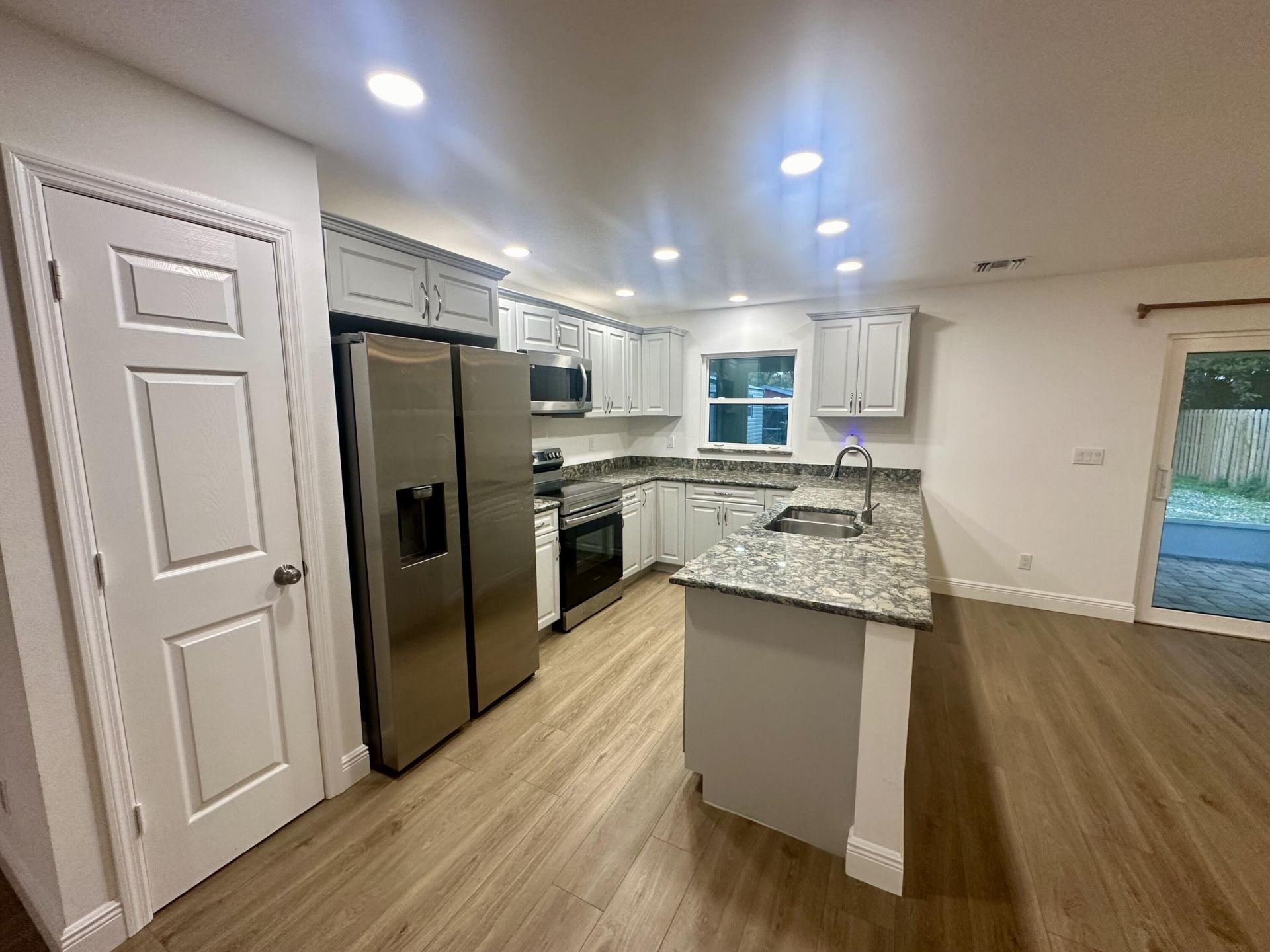 827 SE 6th Street, Stuart, FL 34994 Photo