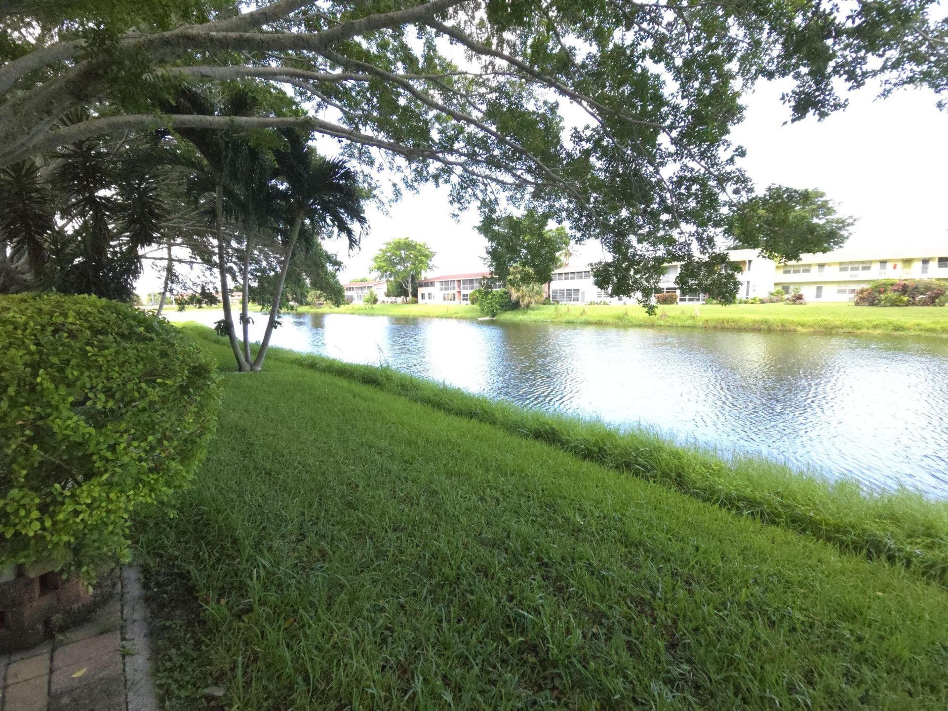 105 Oxford 100, West Palm Beach, FL 33417 Photo