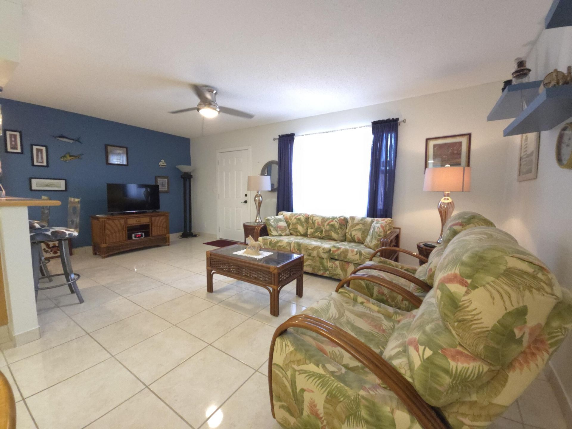 105 Oxford 100, West Palm Beach, FL 33417 Photo