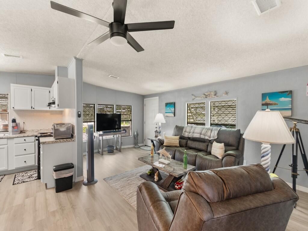 541 Barb Ann Lane, Port Saint Lucie, FL 34952 Photo