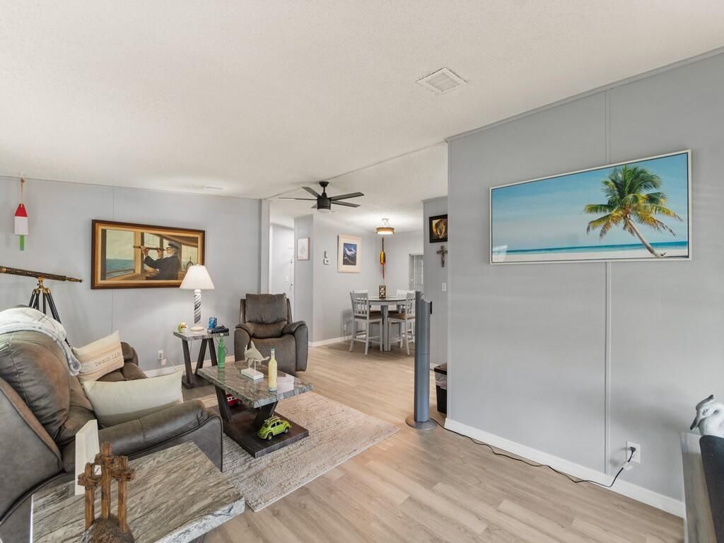 541 Barb Ann Lane, Port Saint Lucie, FL 34952 Photo