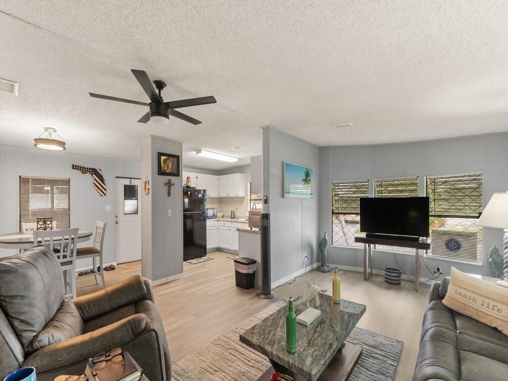 541 Barb Ann Lane, Port Saint Lucie, FL 34952 Photo