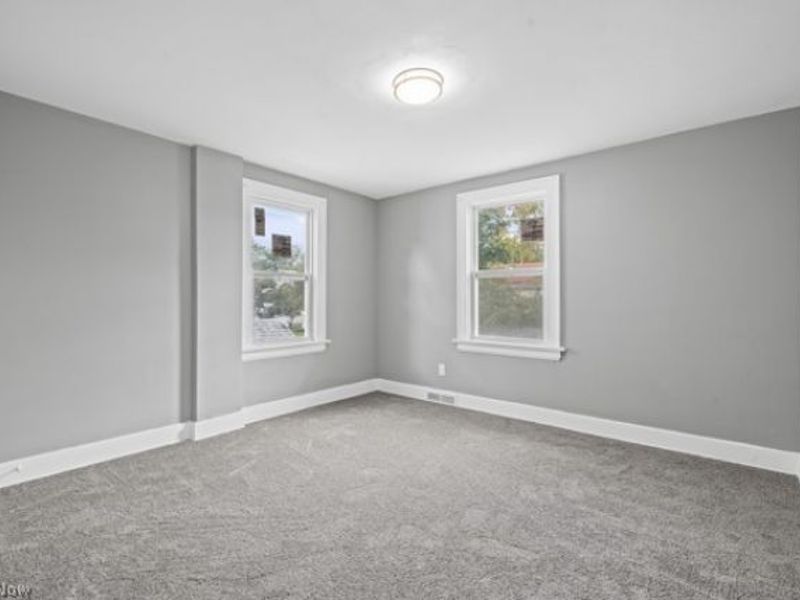 1172 Herberich Avenue, Akron, OH 44301 Photo 12