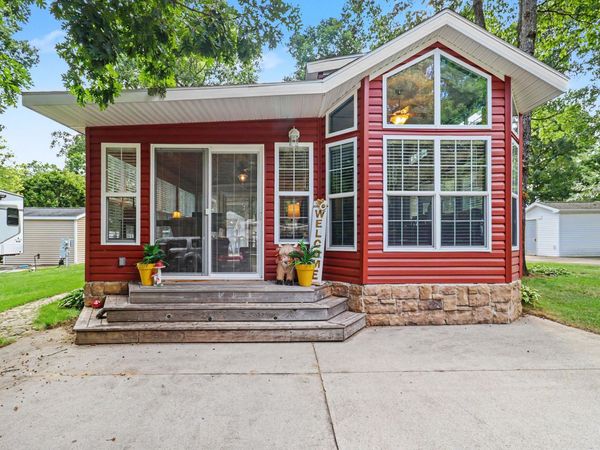 9661 S Orca Circle, Unit 64, Baldwin, MI 49304
